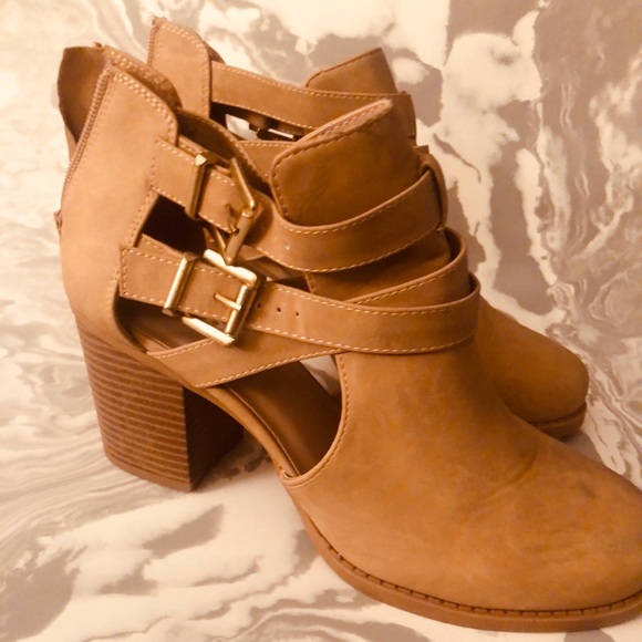 Booties - Picture 2 of 7